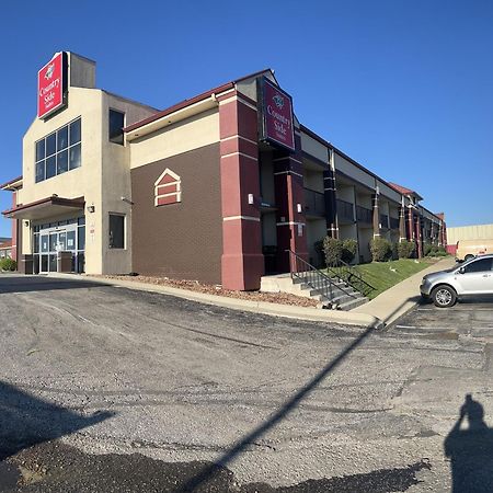 Countryside Suites Kansas City Independence I-70 East Sports Complex Hotel المظهر الخارجي الصورة