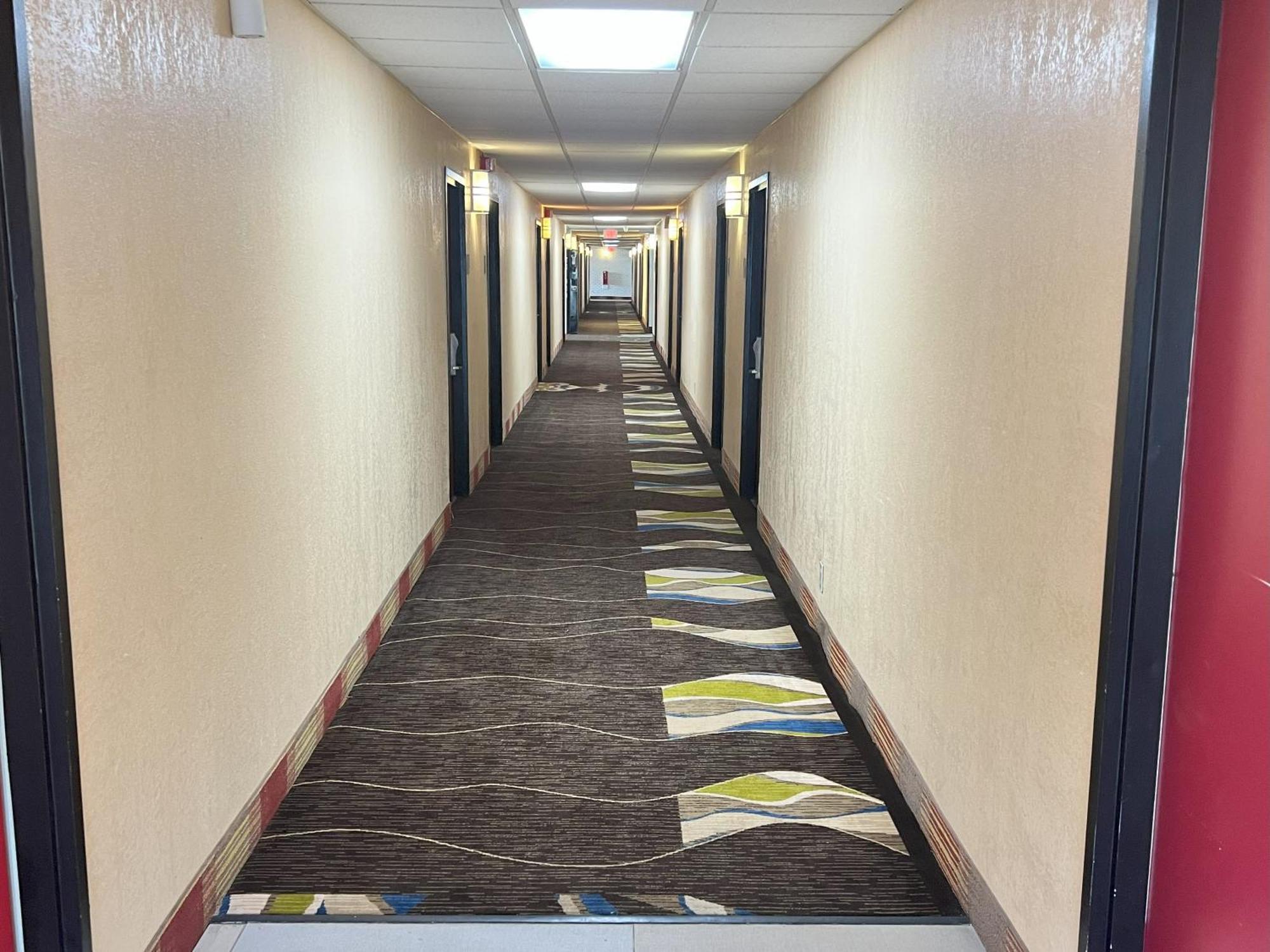 Countryside Suites Kansas City Independence I-70 East Sports Complex Hotel المظهر الخارجي الصورة