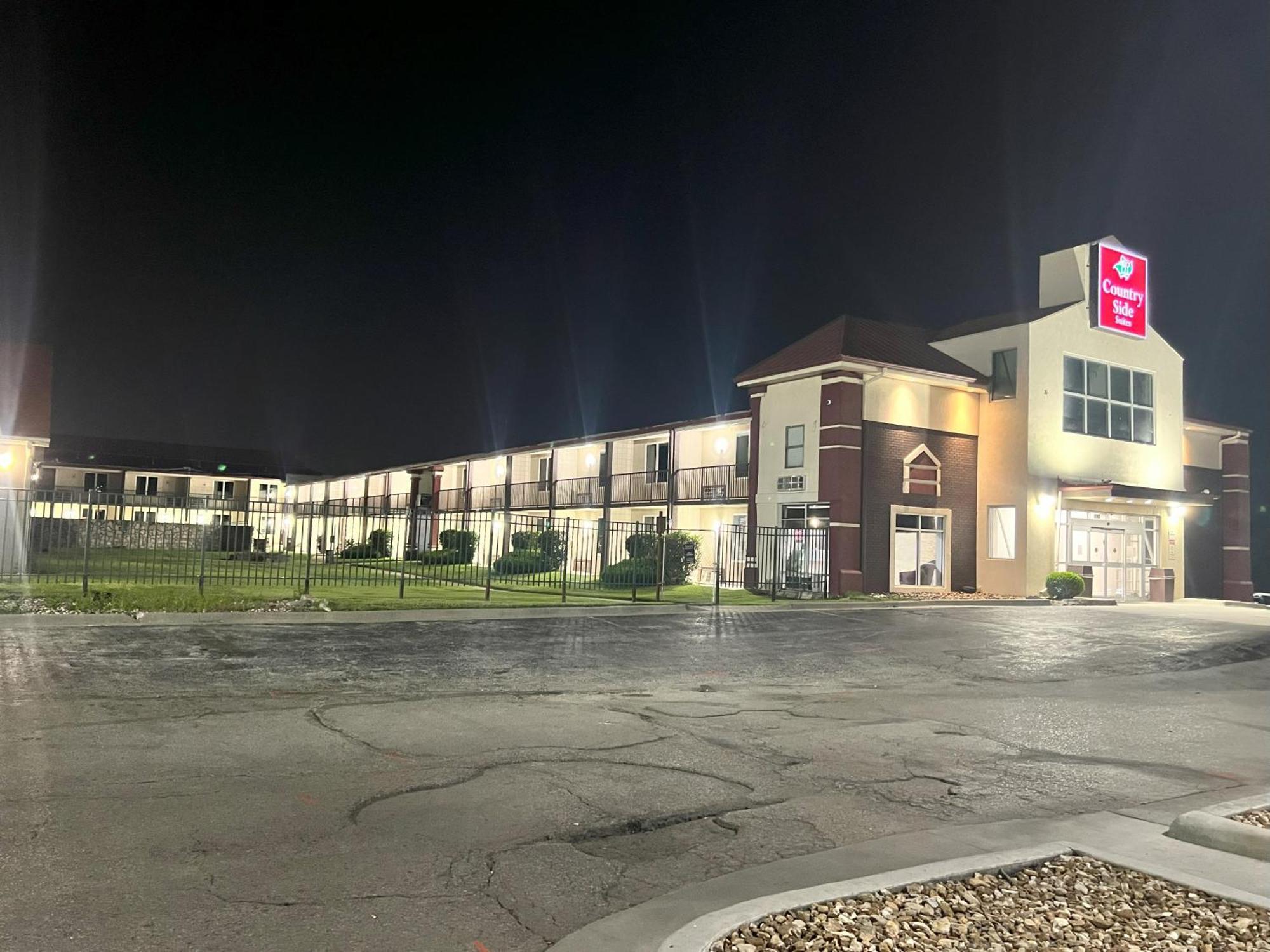 Countryside Suites Kansas City Independence I-70 East Sports Complex Hotel المظهر الخارجي الصورة