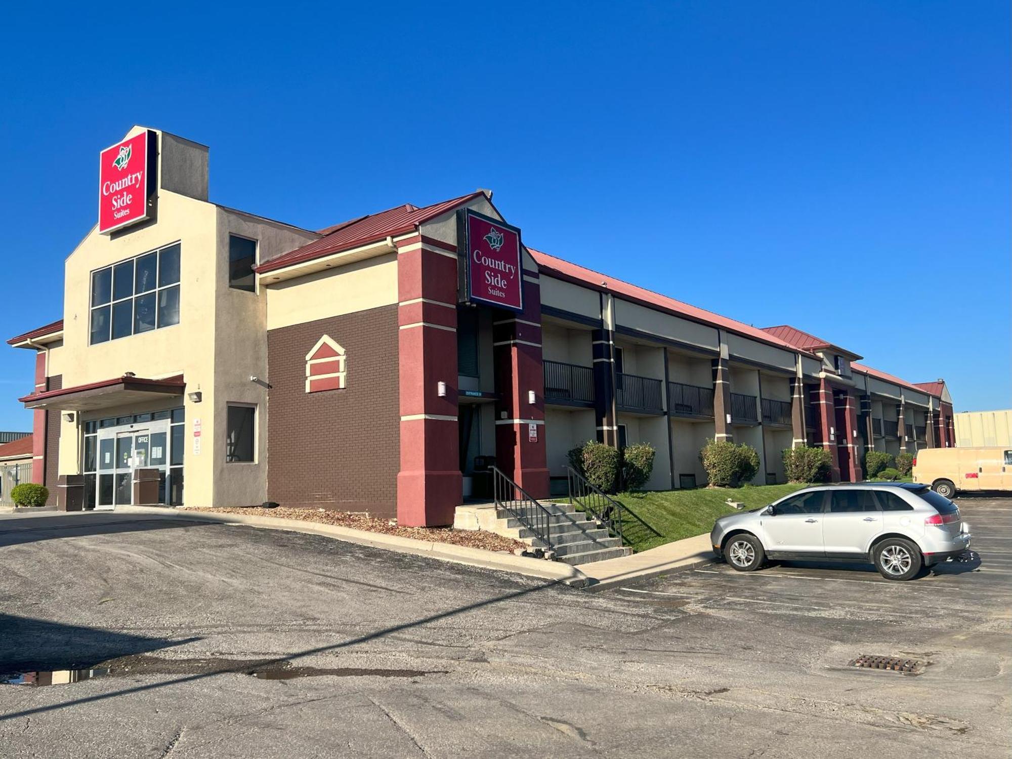 Countryside Suites Kansas City Independence I-70 East Sports Complex Hotel المظهر الخارجي الصورة
