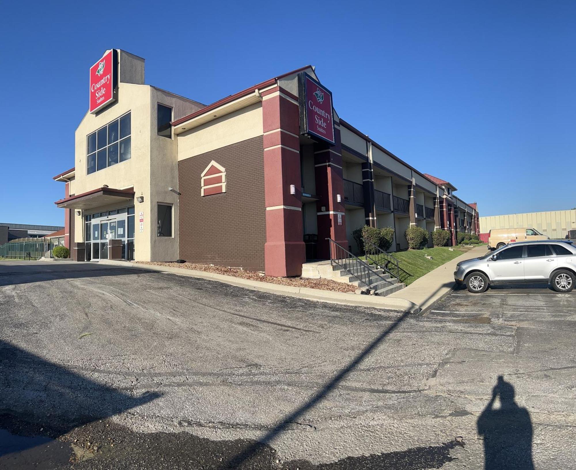 Countryside Suites Kansas City Independence I-70 East Sports Complex Hotel المظهر الخارجي الصورة