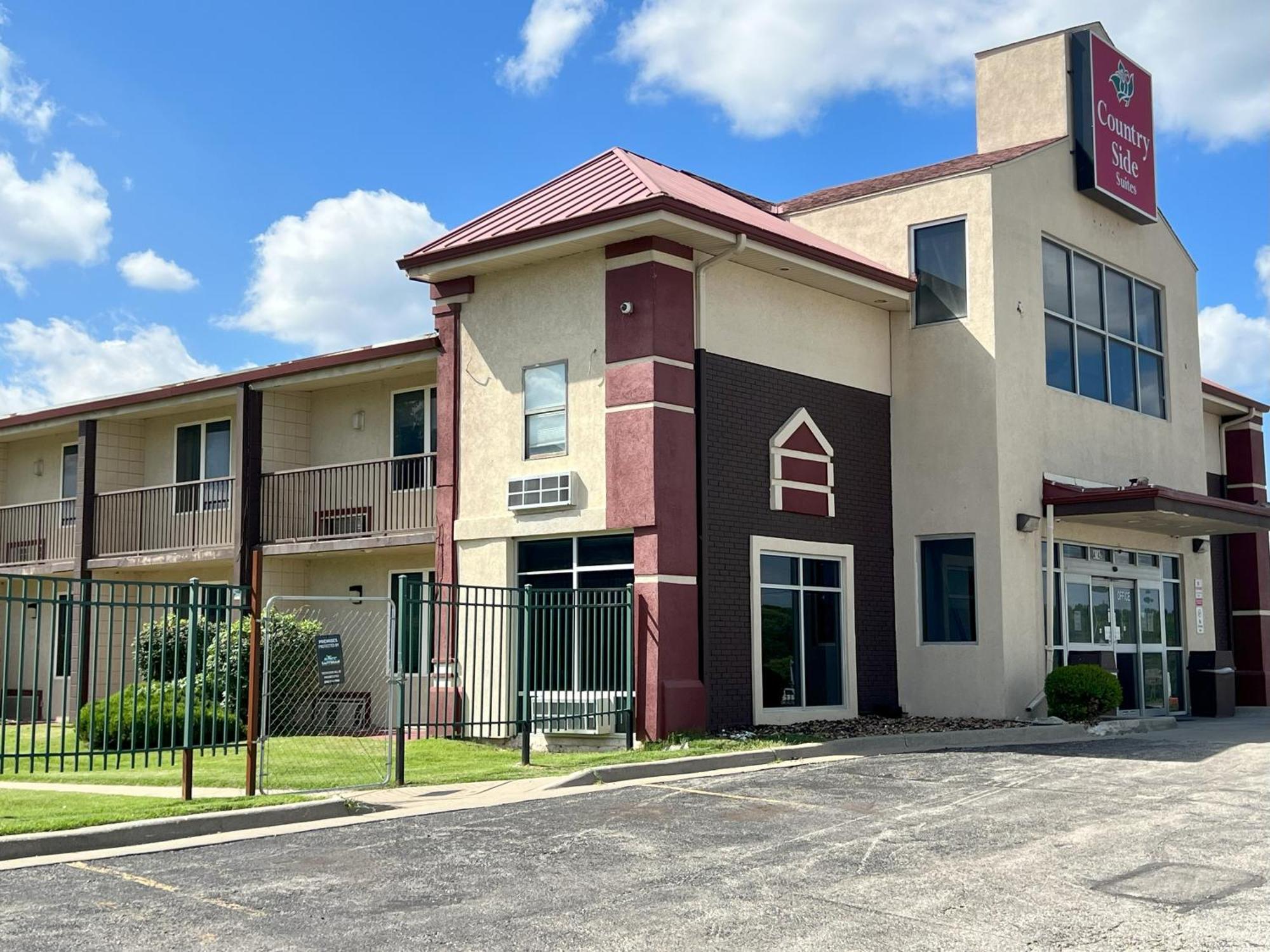 Countryside Suites Kansas City Independence I-70 East Sports Complex Hotel المظهر الخارجي الصورة
