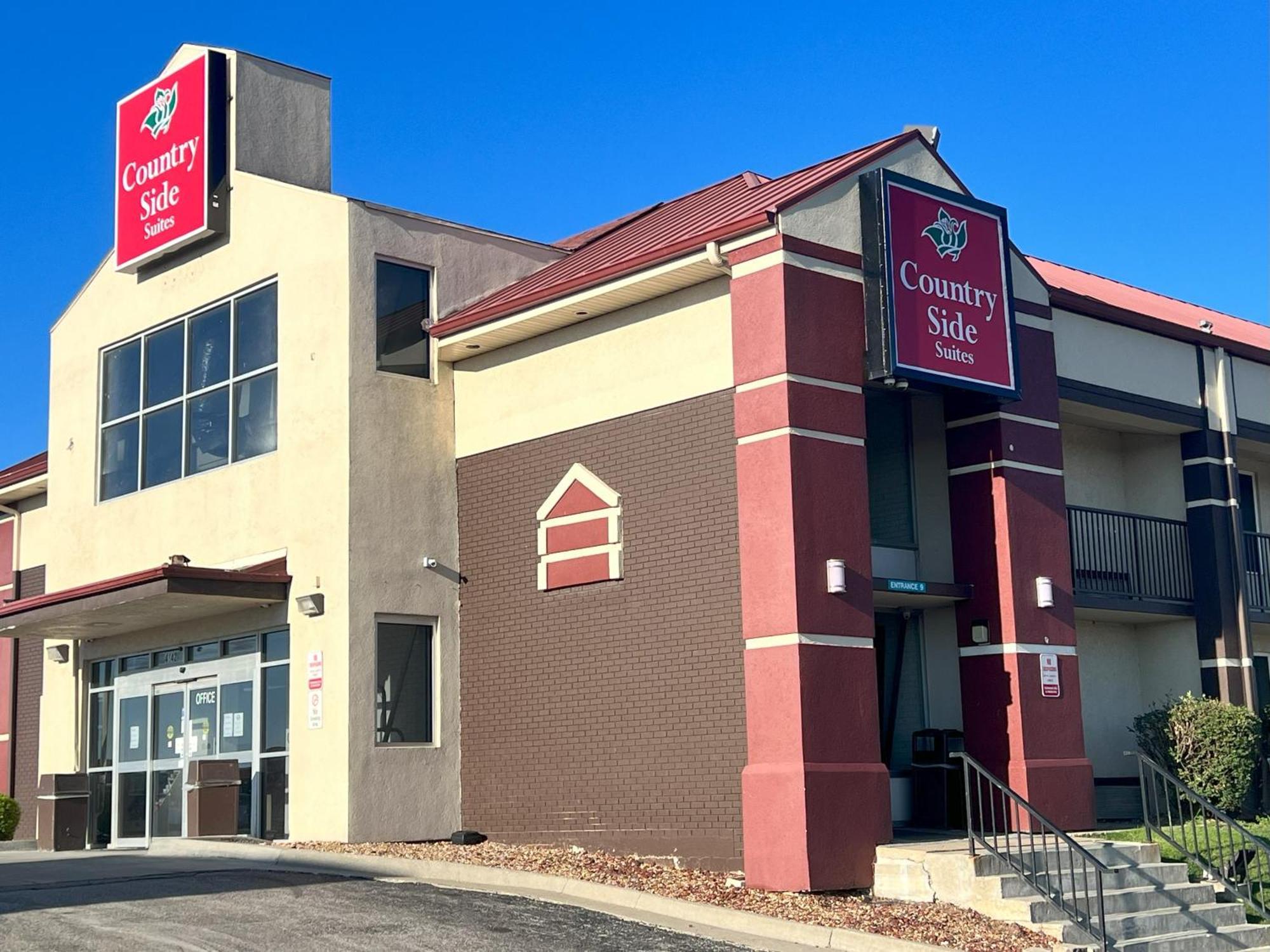 Countryside Suites Kansas City Independence I-70 East Sports Complex Hotel المظهر الخارجي الصورة